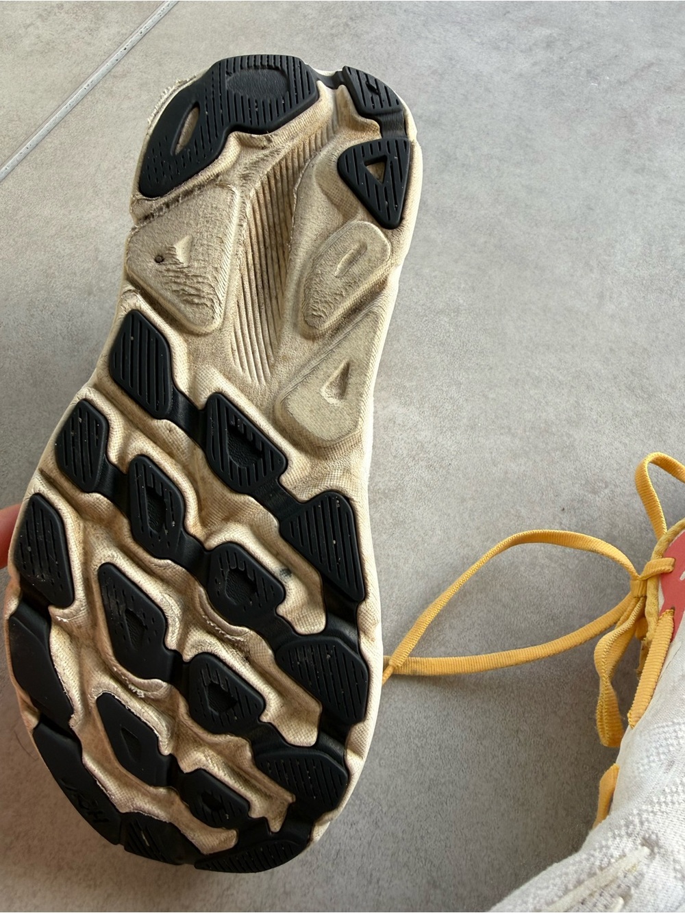 Hoka Clifton 9 Sneakers SZ 7.5 White blue Yellow Logo chunky - Picture 4 of 8